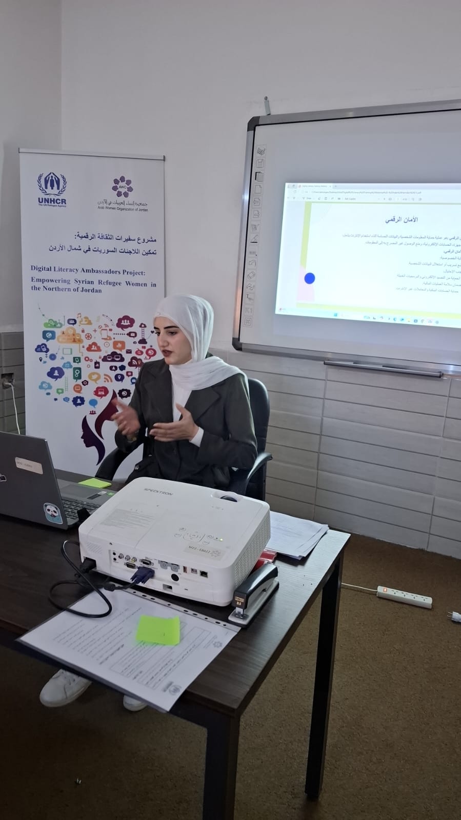 صورة ميدانية من أنشطة مشروع سفيرات الثقافة الرقمية — الصورة 1 من 9
